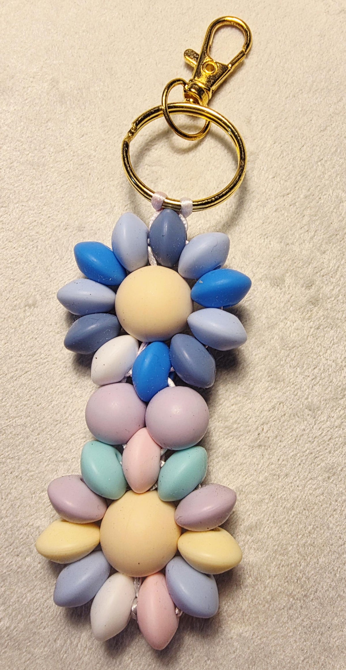 Double Daisy Pastel Silicone Bead Keychain