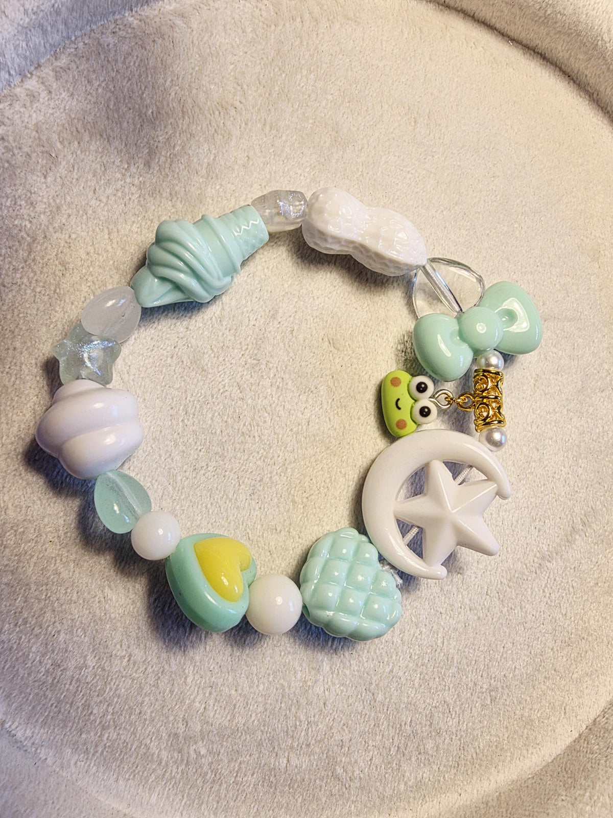Kids keroppi  bracelet