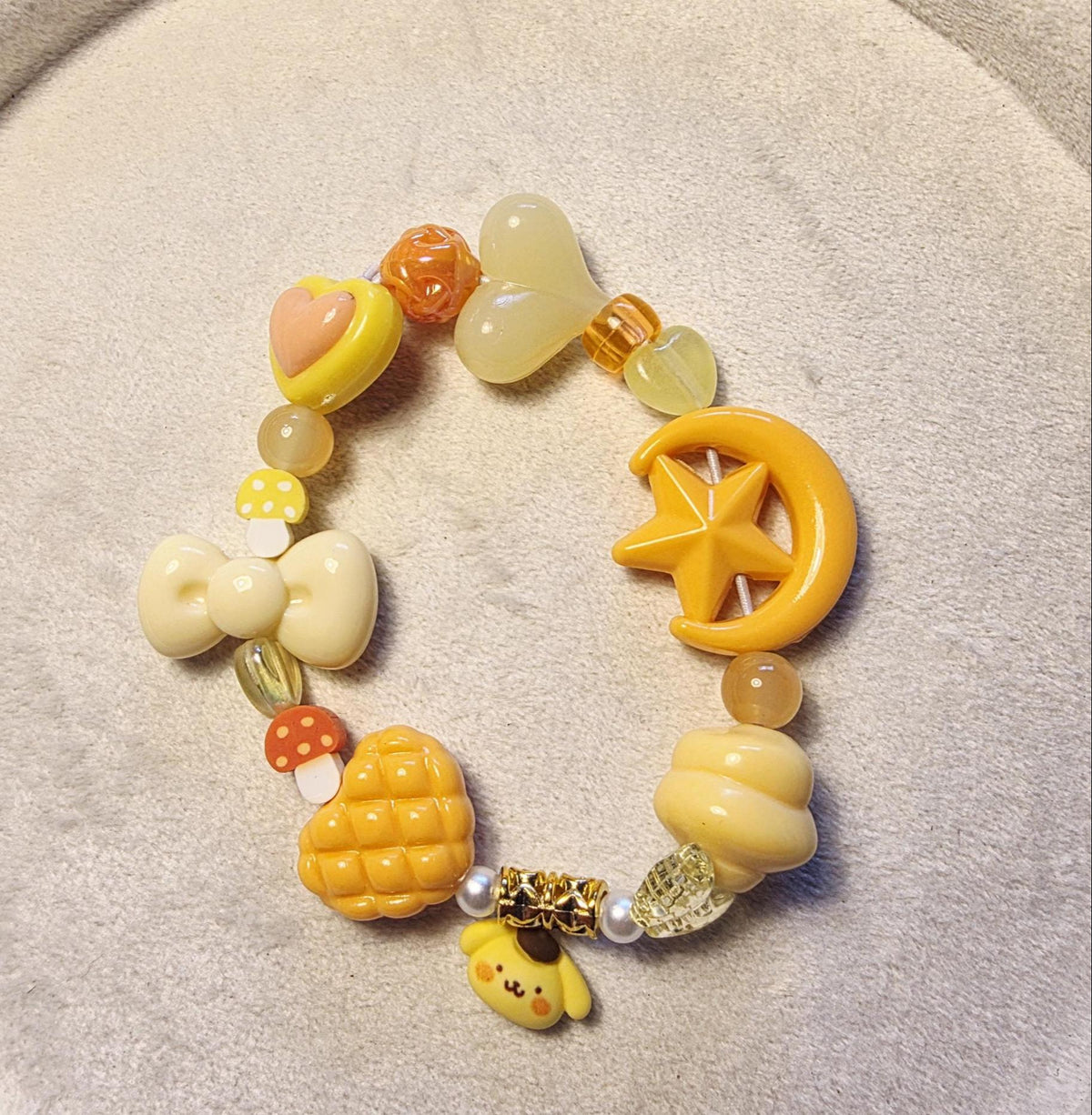 Kids pompom beaded bracelet