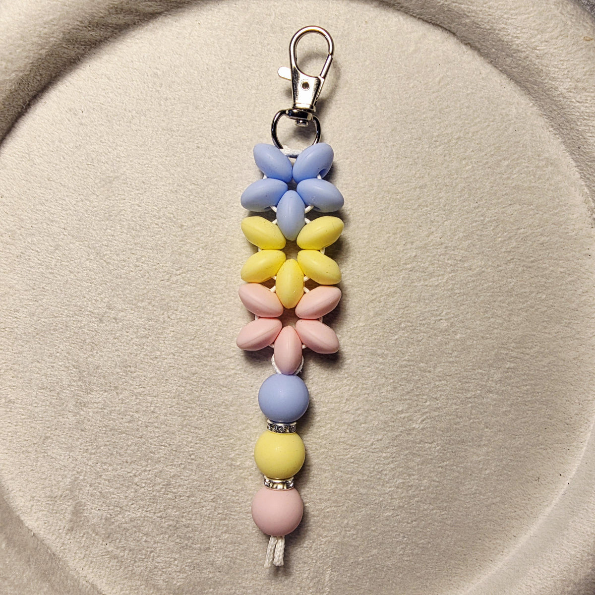 Pastel Flower silicone bead keychain