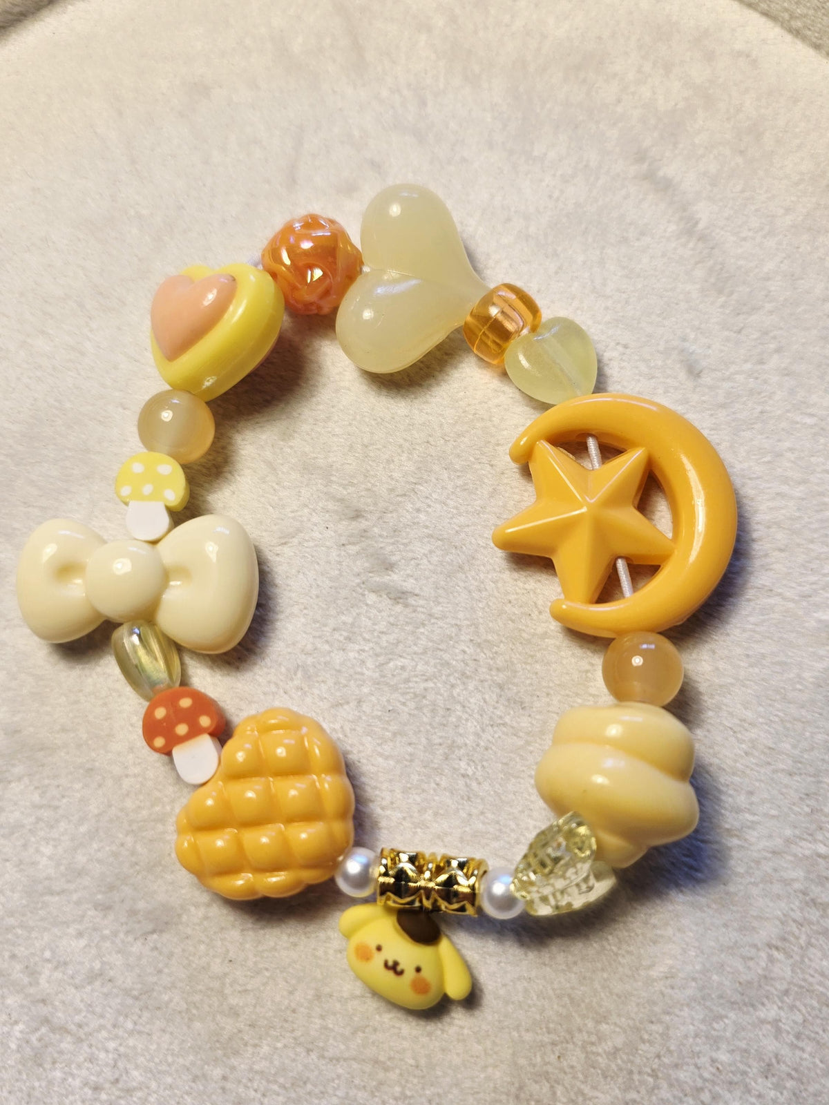 Kids pompom beaded bracelet