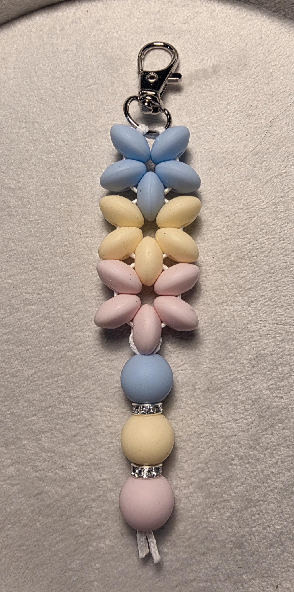Pastel Flower silicone bead keychain