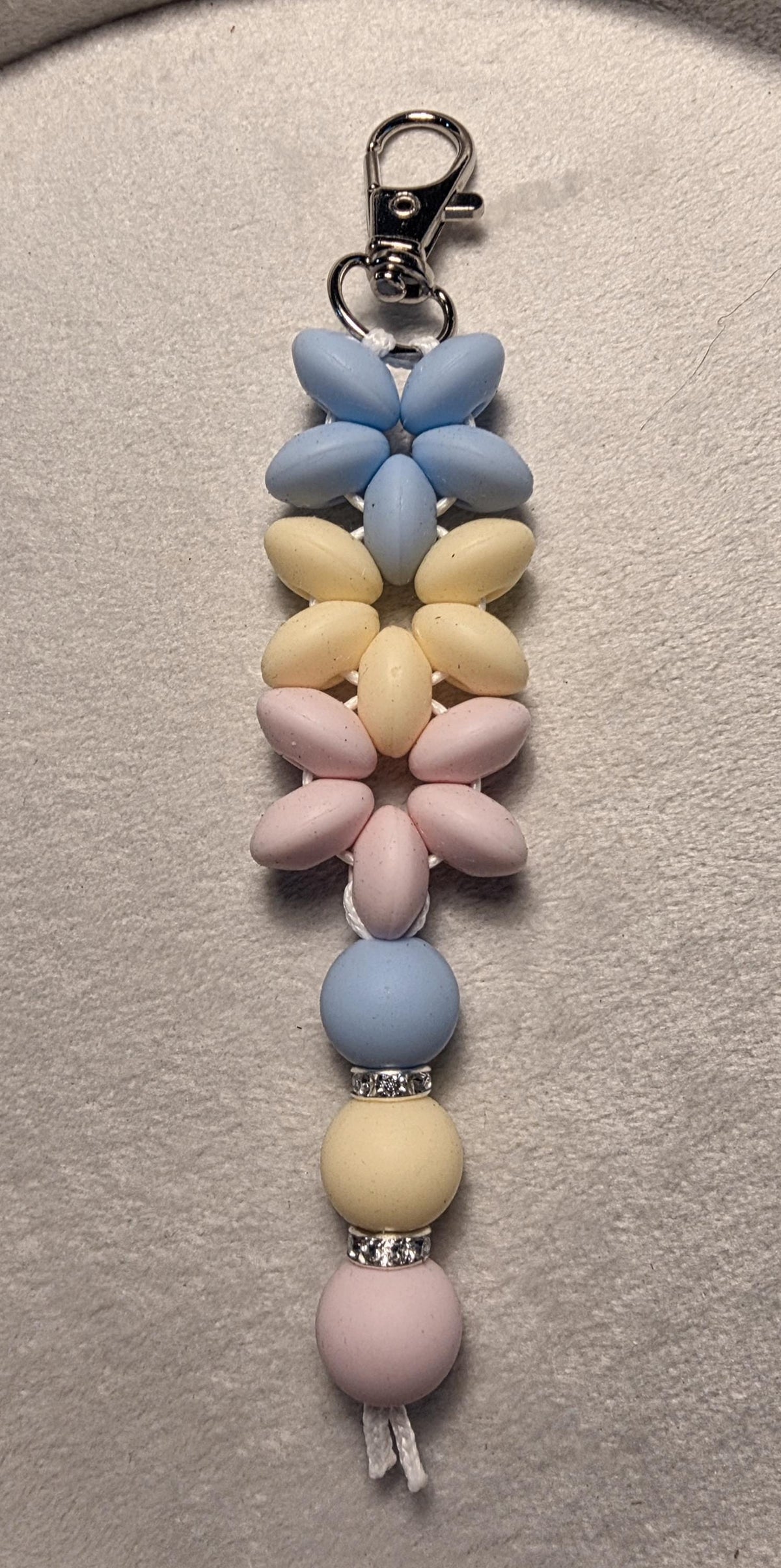 Pastel Flower silicone bead keychain